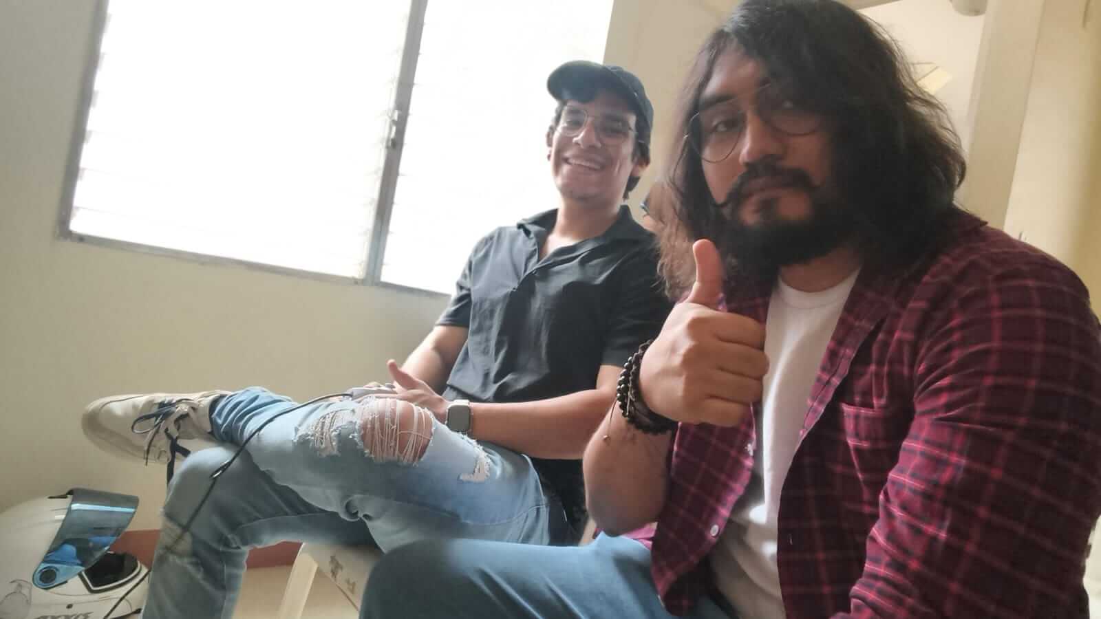 Jugadores preparándose para competir